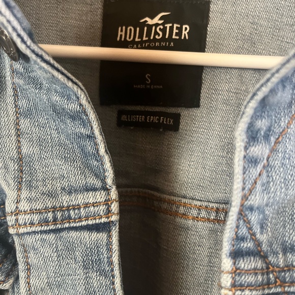 Like new men’s Hollister denim and cotton jacket - Picture 5 of 8